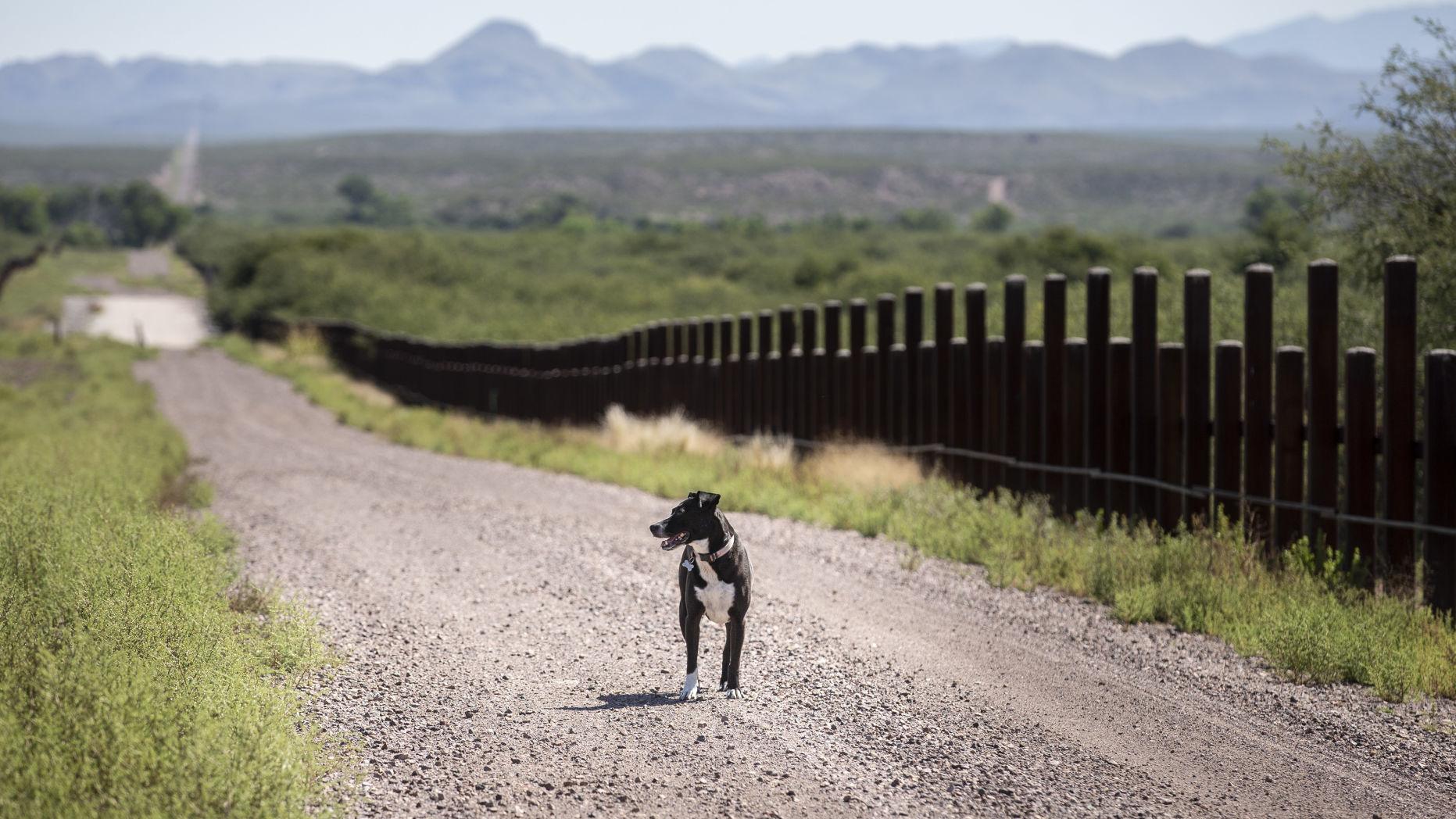 Photos of the U.S. – Mexico border fence